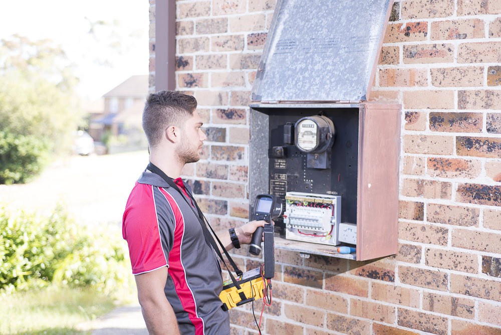 Service Heroes employee